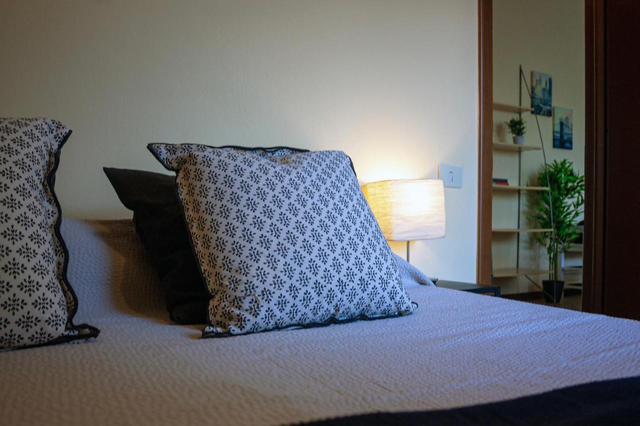 Shakira Apartments ปาร์มา ภายนอก รูปภาพ